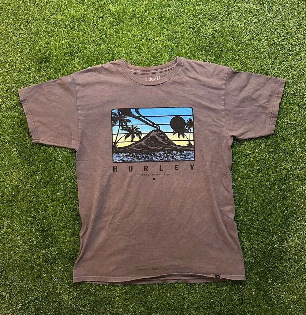 Hurley Men's Island Scape Short Sleeve Graphic T-Shirt, Medium